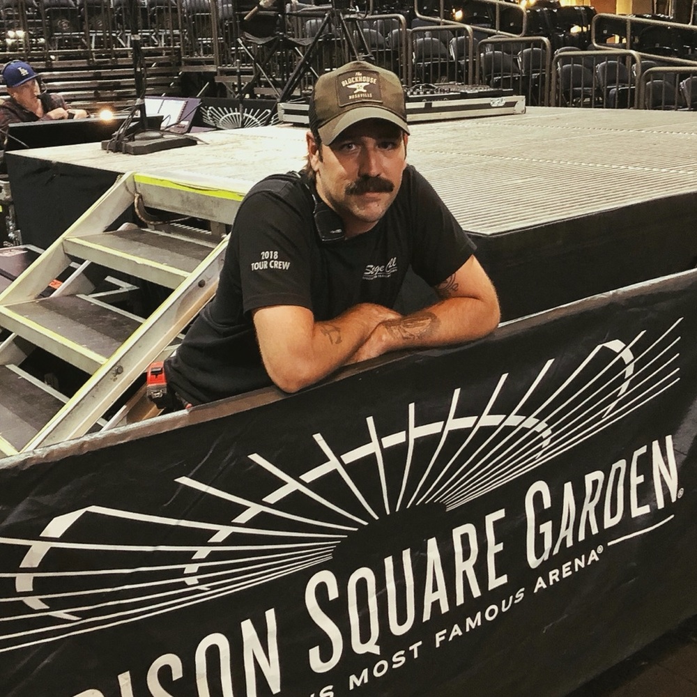 Meet your Posher, Justin